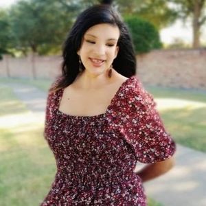 Meet your Posher, Rina